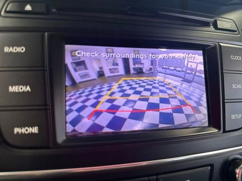 Used 2017 Hyundai Santa Fe Sport image 16