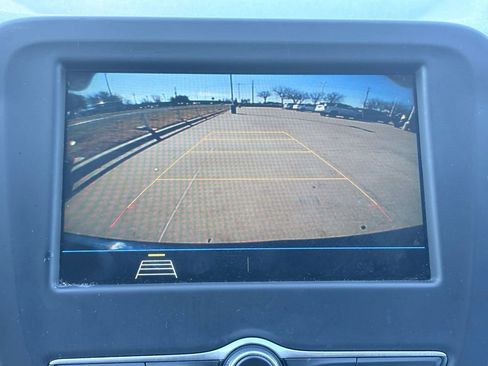 Used 2019 Chevrolet Equinox LS image 10