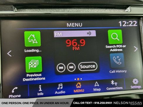 Used 2018 Nissan Rogue SV w/ Sun & Sound Touring Package FWD image 15