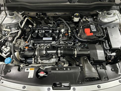 Used 2020 Honda Accord Sport image 18