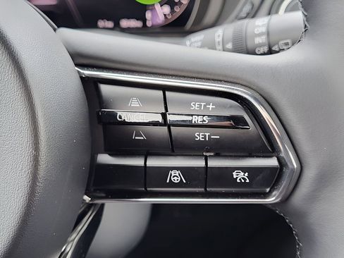 Used 2025 MAZDA CX-70 Plug-In Hybrid w/ Premium Plus image 17