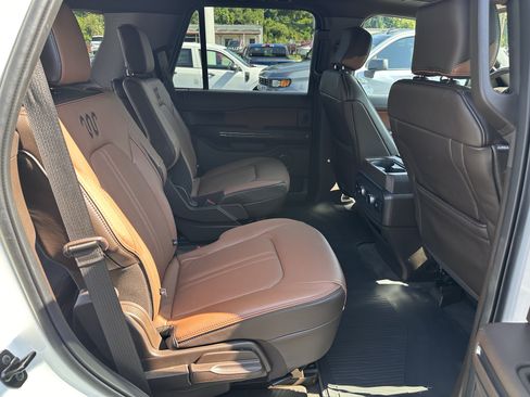 Certified 2023 Ford Expedition King Ranch AWD/4WD image 18