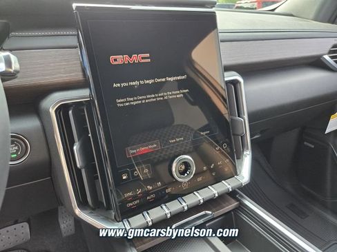 New 2026 GMC Acadia Denali w/ Super Cruise Package AWD/4WD image 9