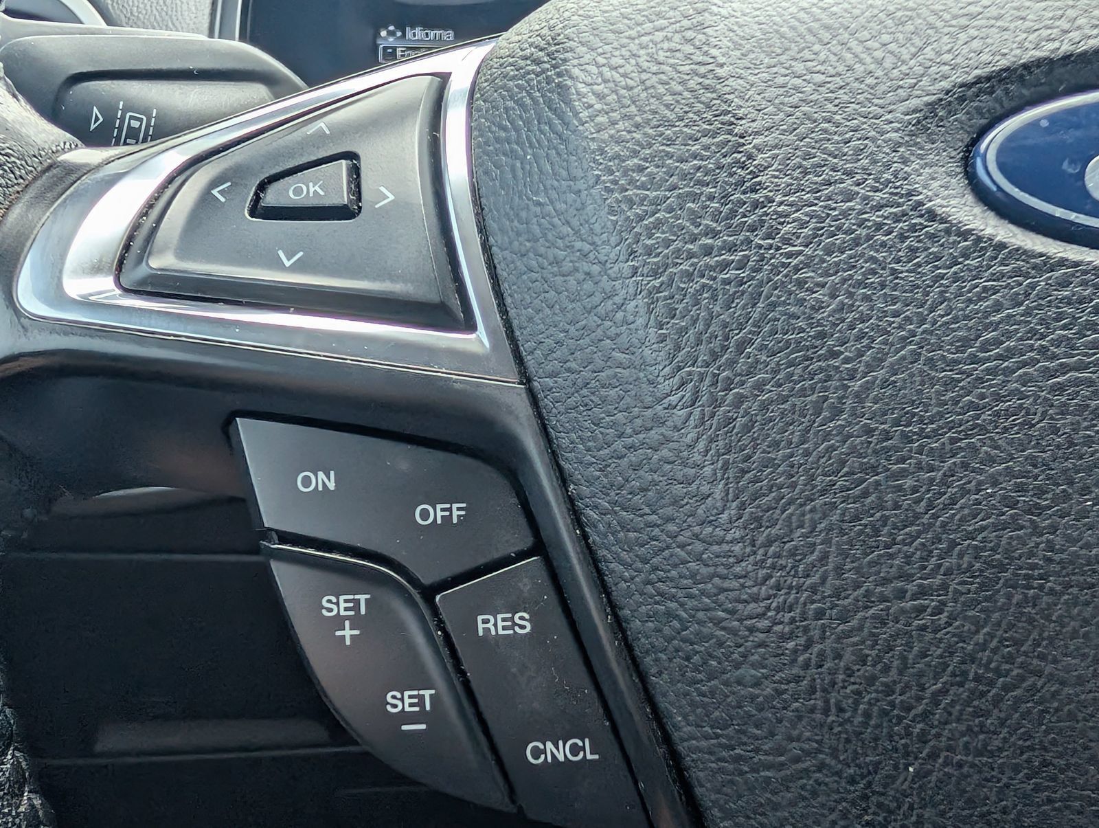Used 2022 Ford Edge SEL AWD/4WD image 12