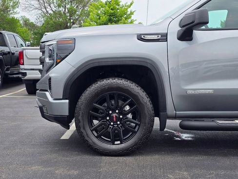 Used 2026 GMC Sierra 1500 Elevation AWD/4WD image 32