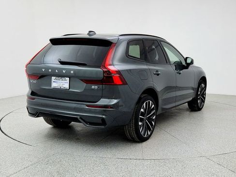 New 2026 Volvo XC60 B5 Ultra w/ Climate Package image 6