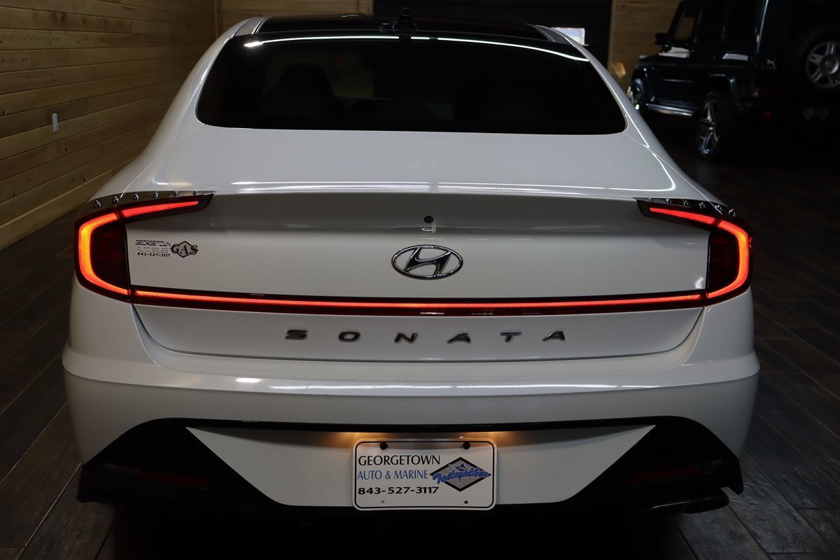 Used 2020 Hyundai Sonata SEL w/ Convenience + Sunroof Package FWD image 4