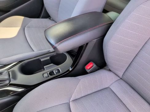 Used 2024 Toyota Corolla SE w/ Convenience Package FWD image 20