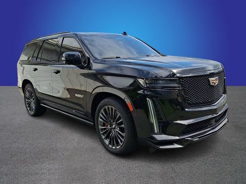 Certified 2023 Cadillac Escalade V AWD/4WD image 2
