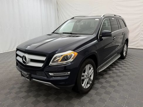 Used 2014 Mercedes-Benz GL 450 4MATIC image 2