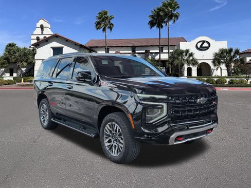 Used 2025 Chevrolet Tahoe Z71 w/ Comfort Package AWD/4WD image 1