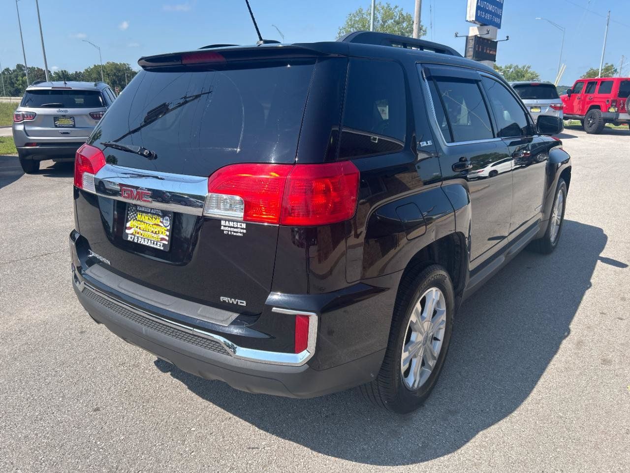 Used 2017 GMC Terrain SLE w/ Convenience Package AWD/4WD image 5