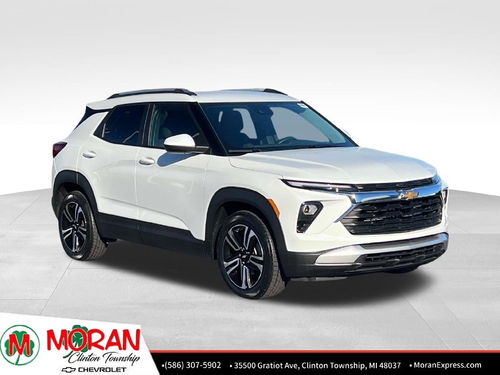 Certified 2024 Chevrolet TrailBlazer LT w/ Driver Confidence Package FWD image 9
