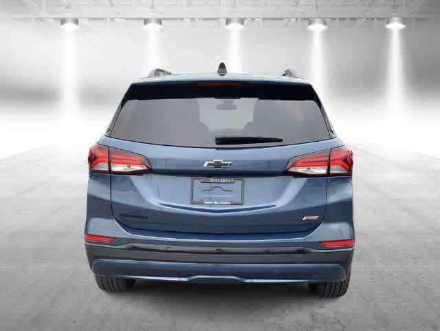 Used 2024 Chevrolet Equinox RS w/ LPO, Floor Liner Package FWD image 7