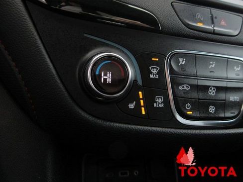 Used 2023 Chevrolet Equinox RS w/ RS Leather Package image 20