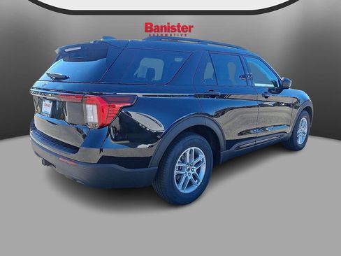 New 2026 Ford Explorer Active image 3