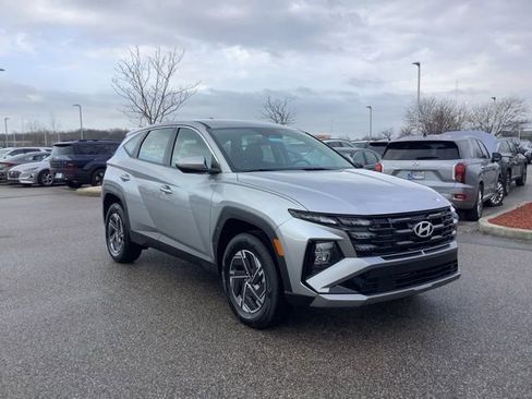New 2026 Hyundai Tucson Blue SE AWD/4WD image 3