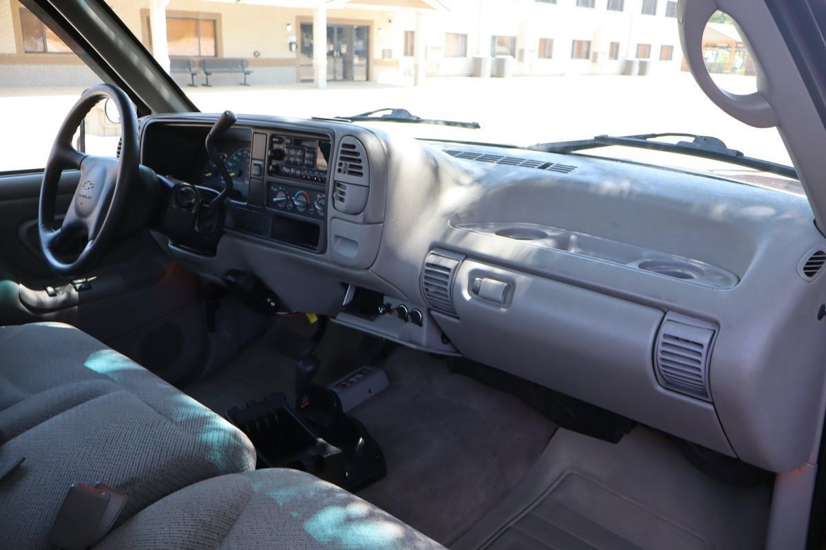 Used 1995 Chevrolet Silverado 2500 4x4 Extended Cab image 16
