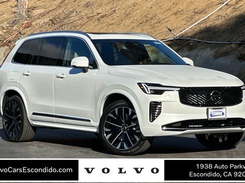 New 2026 Volvo XC90 T8 Plus image 1