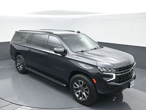 Used 2022 Chevrolet Suburban Z71 image 40