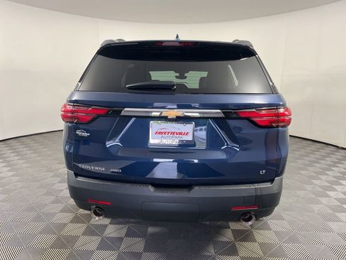 Used 2023 Chevrolet Traverse LT w/ Rear Camera Mirror Package AWD/4WD image 13