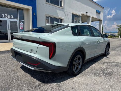Used 2025 Kia K4 FWD image 16