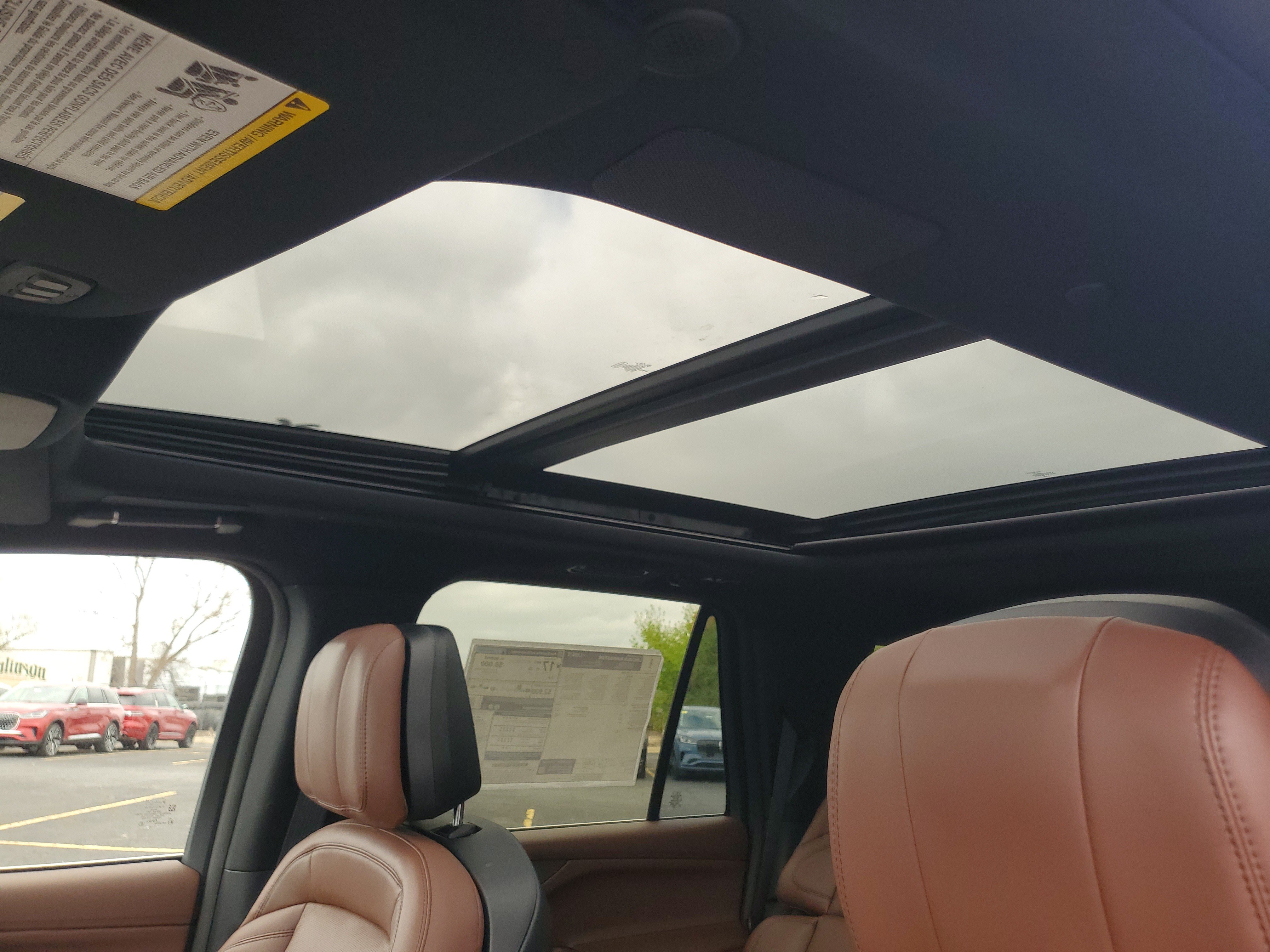 New 2026 Lincoln Navigator Reserve AWD/4WD image 11