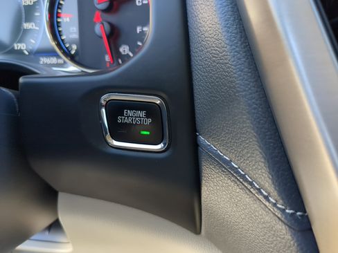 Certified 2023 GMC Acadia Denali w/ Denali Ultimate Package image 31