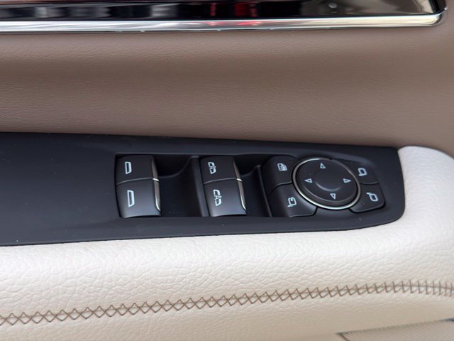 New 2027 GMC Yukon Denali w/ Sun & Power Step Package AWD/4WD image 14