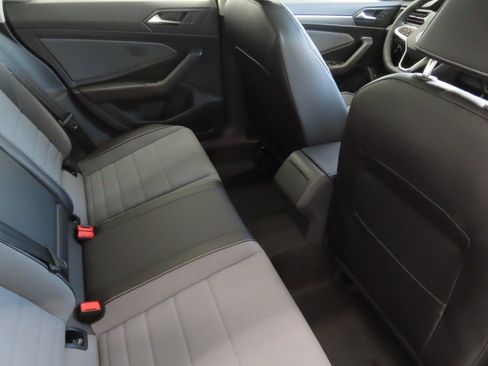 New 2026 Volkswagen Jetta SE image 25