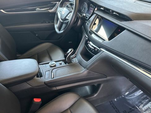 Used 2023 Cadillac XT5 Premium Luxury w/ Technology Package FWD image 20