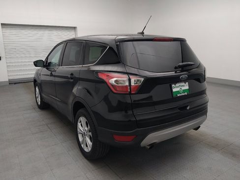 Used 2017 Ford Escape SE FWD image 5