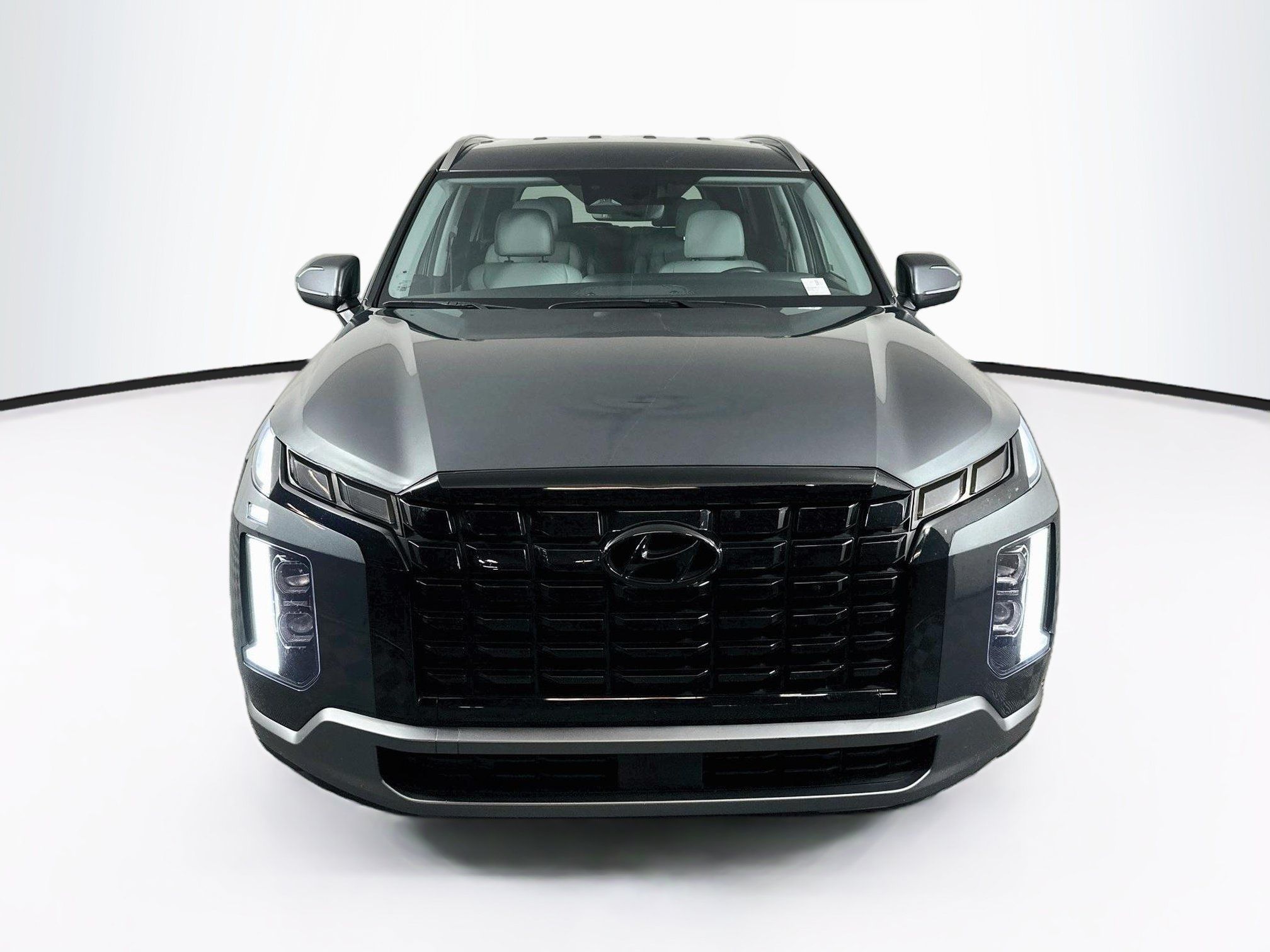 Used 2025 Hyundai Palisade SEL FWD image 2