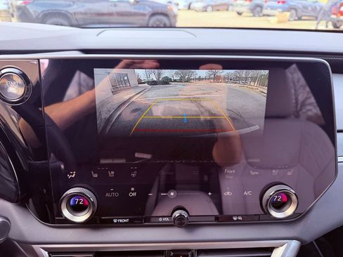 Certified 2025 Lexus RX 350 Premium w/ Accessory Package (Z1) image 25