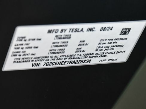 Used 2024 Tesla Cybertruck Cyberbeast AWD/4WD image 25
