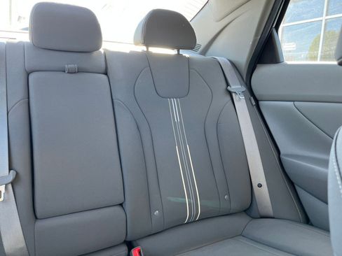 Used 2025 Hyundai Elantra SEL image 38