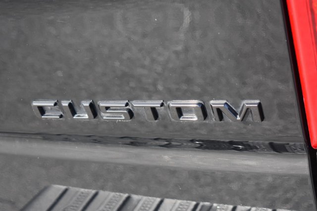 Used 2023 Chevrolet Silverado 1500 Custom w/ Rally Edition AWD/4WD image 17