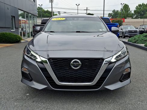 Certified 2022 Nissan Altima 2.5 SV FWD image 2