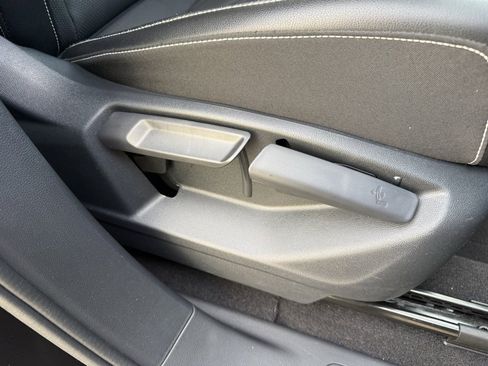 Used 2024 Volkswagen Atlas SE image 44