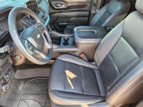 Used 2024 Chevrolet Tahoe LT w/ Luxury Package image 13