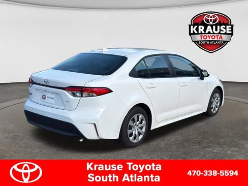 Used 2026 Toyota Corolla LE FWD image 6
