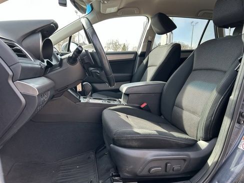 Used 2017 Subaru Outback 2.5i Premium image 25