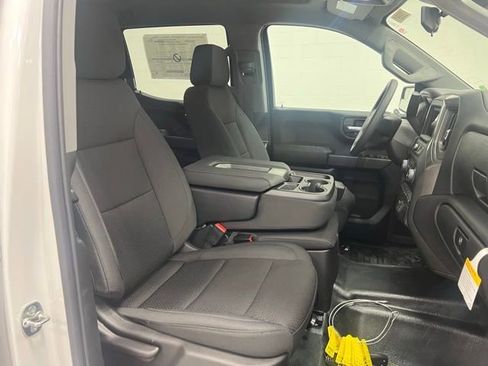 New 2026 Chevrolet Silverado 1500 W/T w/ WT Value Package AWD/4WD image 22