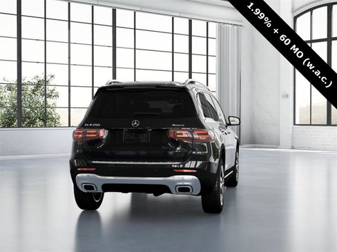 New 2025 Mercedes-Benz GLB 250 4MATIC image 24