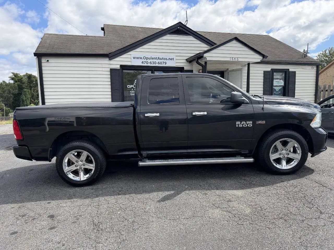 Used 2015 RAM 1500 Express AWD/4WD image 11