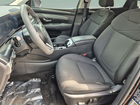 Certified 2025 Hyundai Tucson SEL FWD image 19