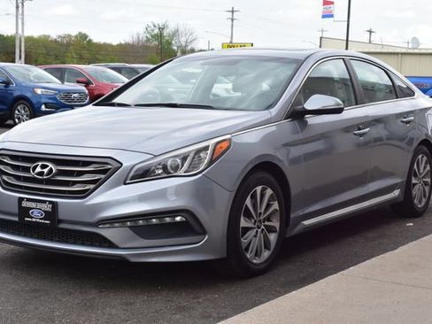 Used 2017 Hyundai Sonata Sport w/ Value Edition Package 02 FWD image 12