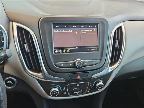 Used 2020 Chevrolet Equinox LS FWD image 20
