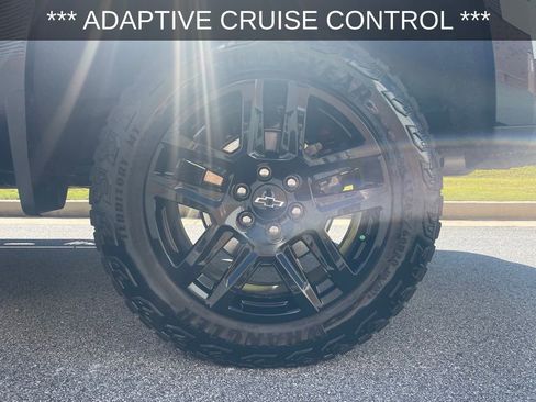 Used 2024 Chevrolet Silverado 1500 LT Trail Boss w/ Convenience Package II image 9