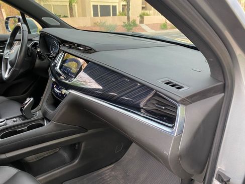 Used 2024 Cadillac XT6 Premium Luxury AWD/4WD image 61